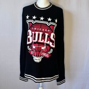 Chicago Bulls NBA Graphic Crewneck Sweatshirt Black Hardwood Classics XL